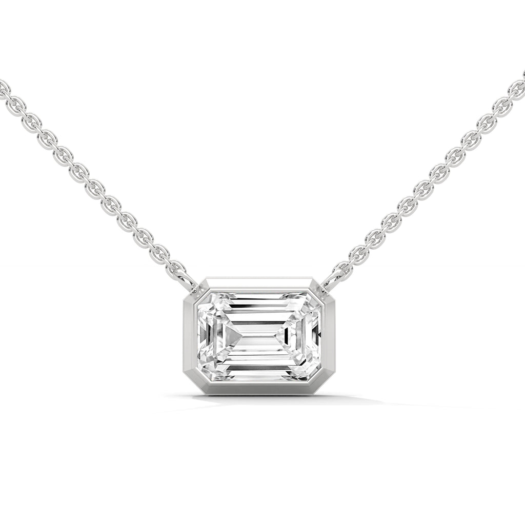 Diamora Pendant Necklace