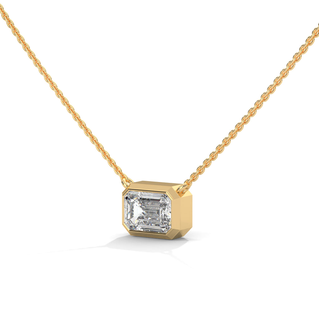 Diamora Pendant Necklace