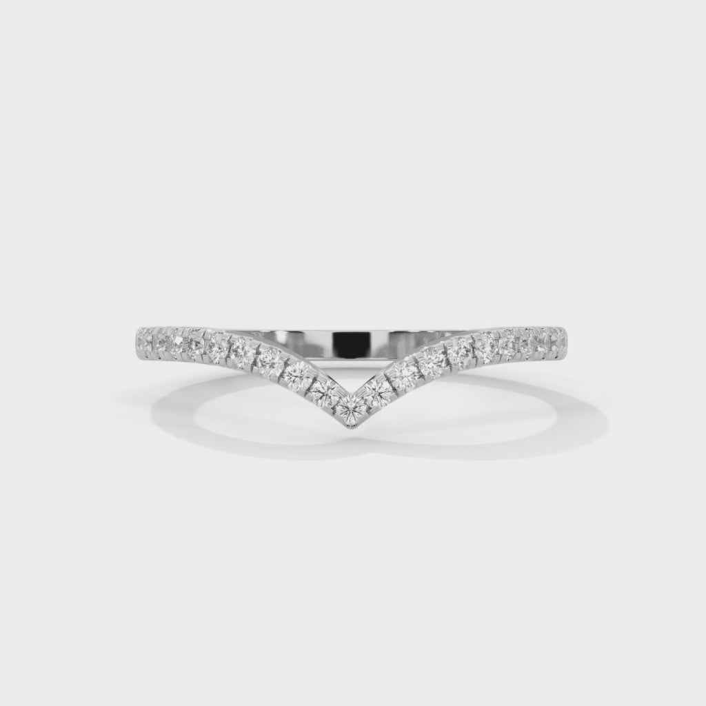Ivy Chevron Pavé Diamond Band (2/9 ct. tw.)