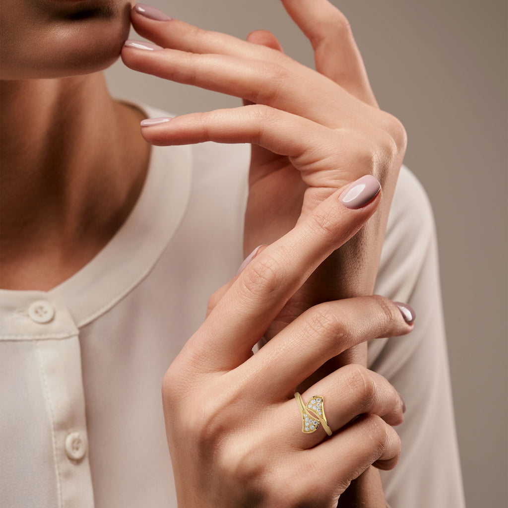 Anaïs Bypass Pavé Diamond Ring