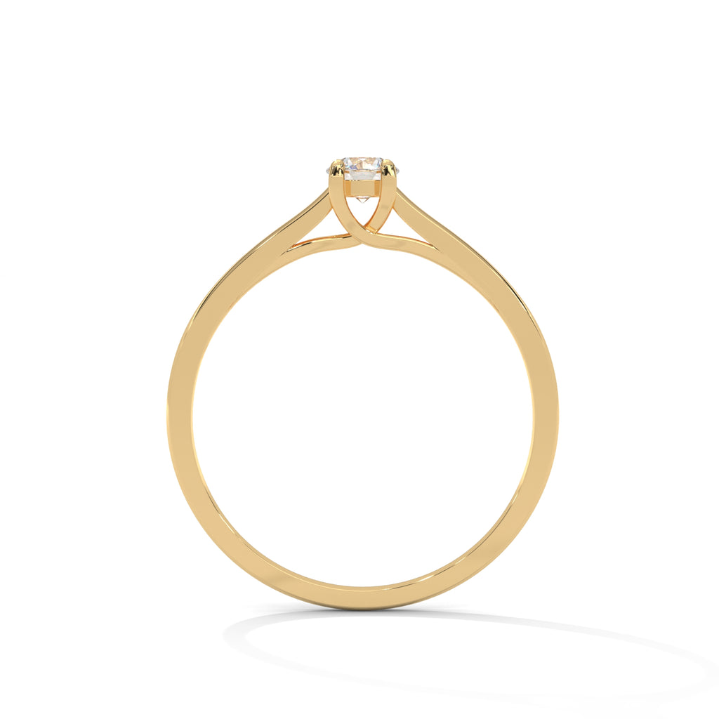 Éloïse Petite Round Solitaire Diamond Ring